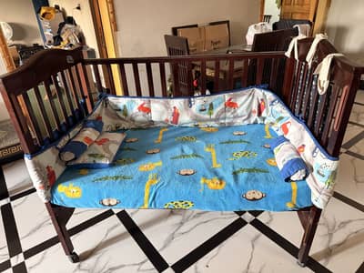 Baby cot 10/10 condition