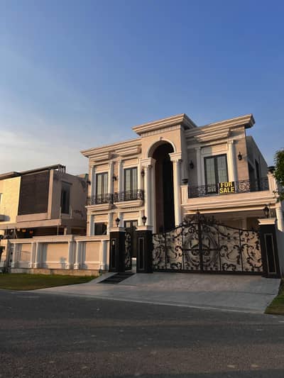 1 Kanal Full Basment House For Sale .