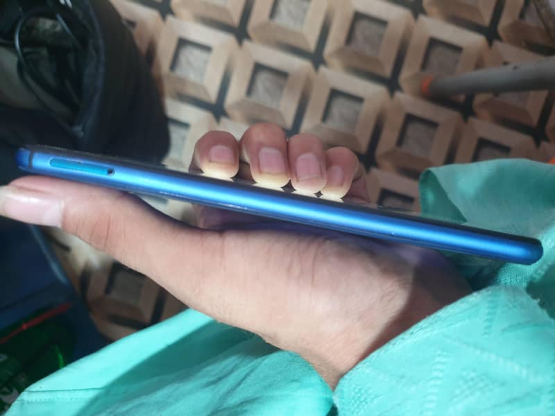 Honor 8X 3