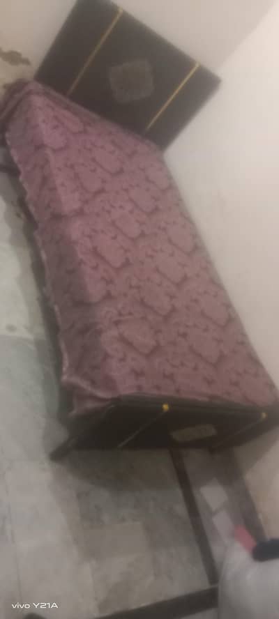single bed for sale