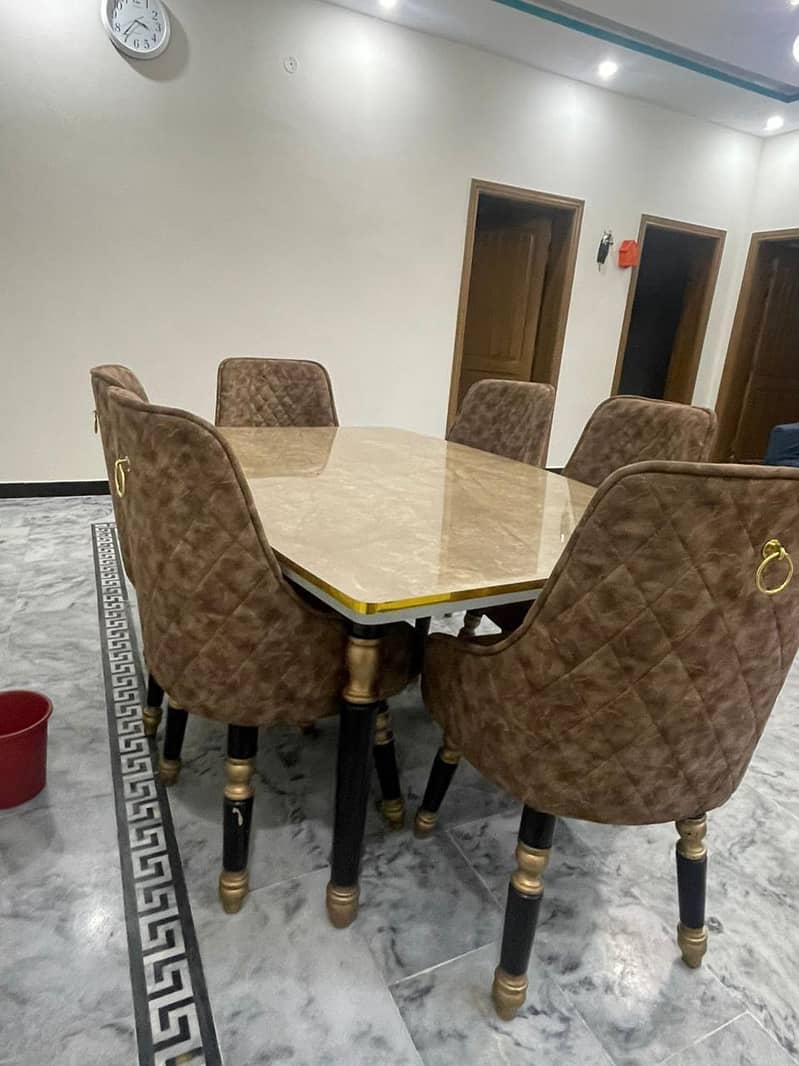DINING TABLE 2