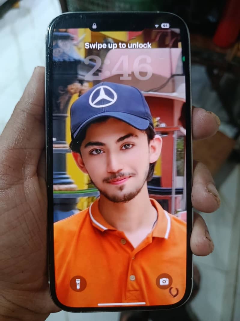 Apple iPhone 15 Pro 2