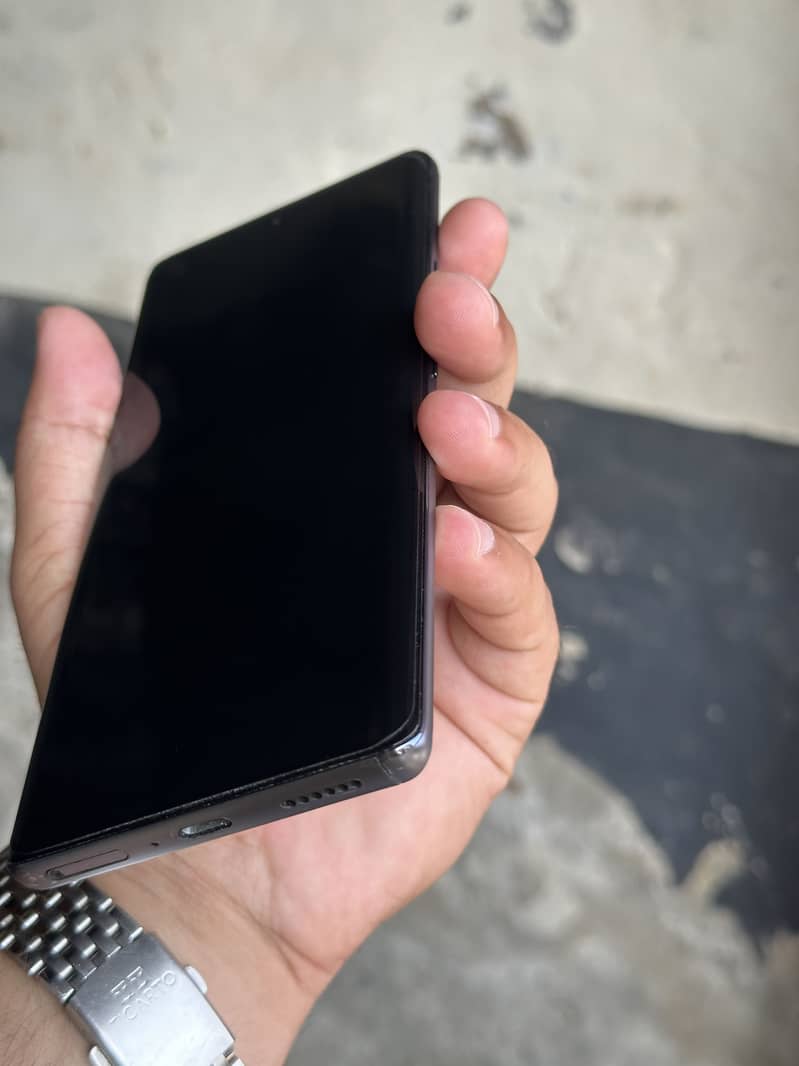 Tecno Spark 20 Pro Plus 7