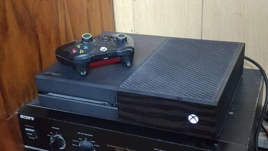 Xbox one 500 gb with 9 games