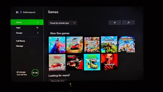 Xbox one 500 gb with 9 games