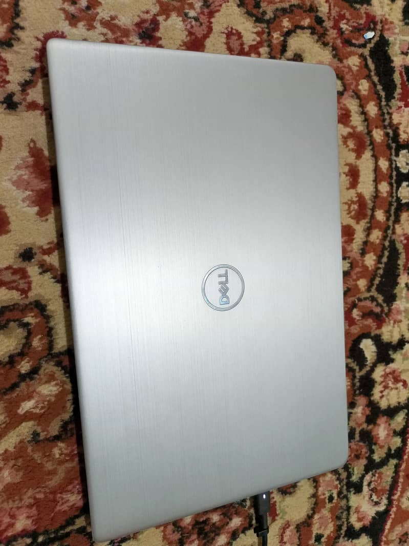 Dell 7320 1