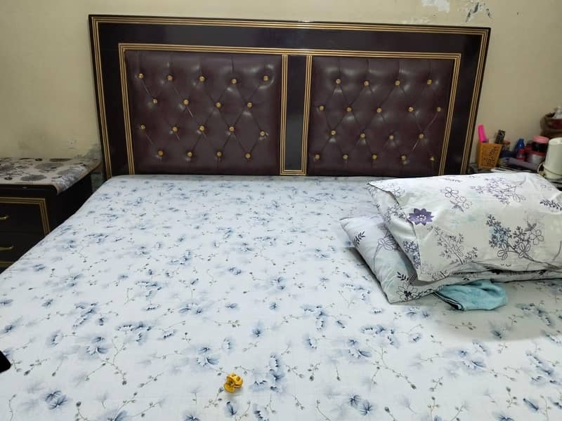 bed side table drasing table 5