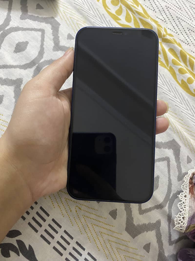 Apple iPhone 12 7