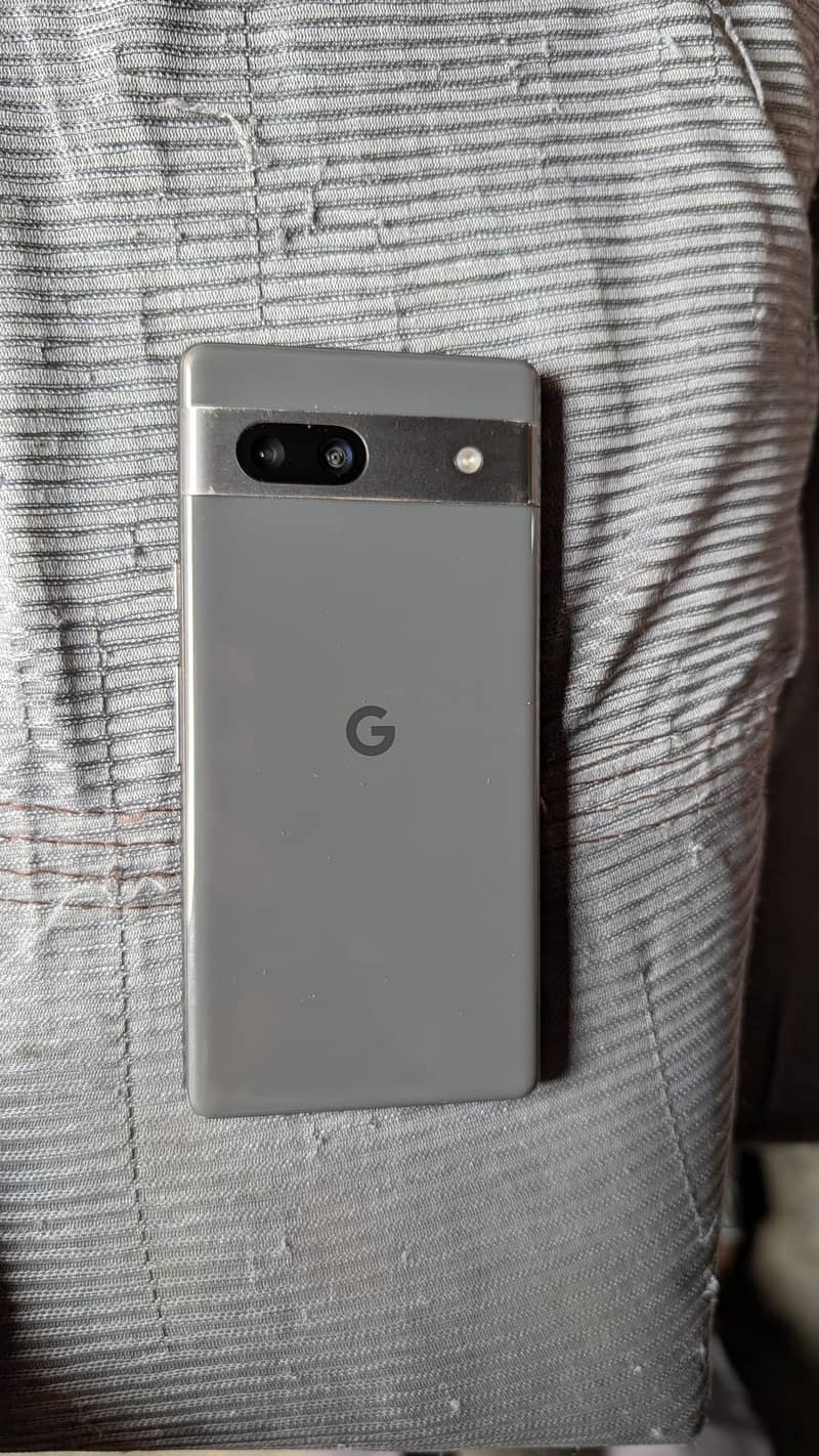 Google Pixel 7a 2
