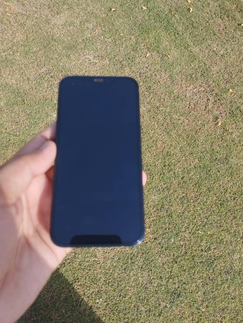 Apple iPhone 12 5