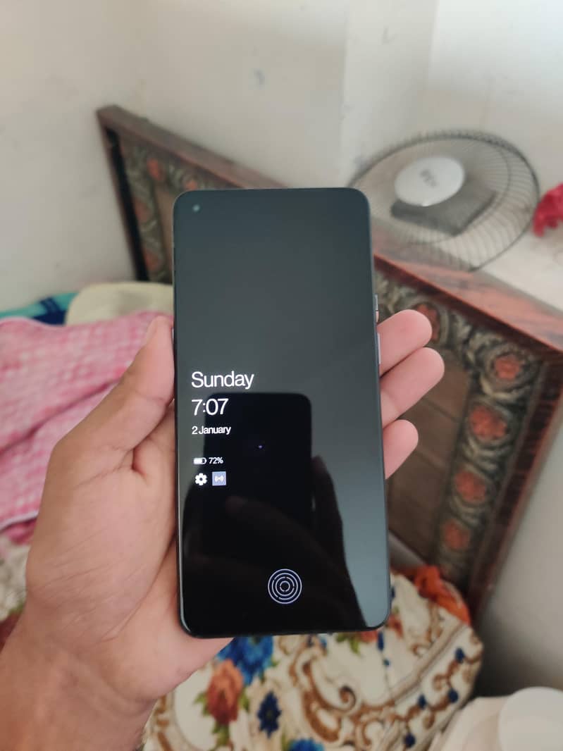 One Plus 9 5G 8