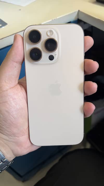 Apple iPhone 16 Pro
