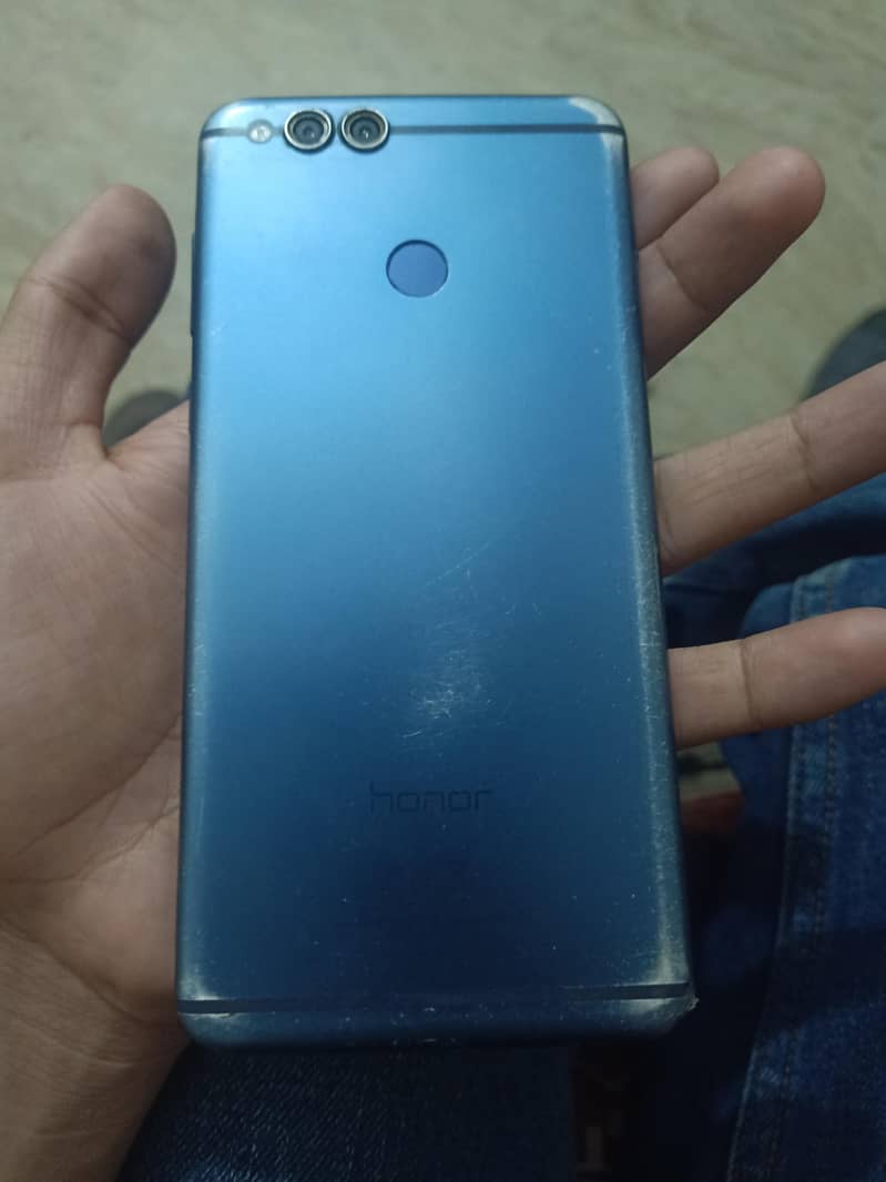 Honor 7X 3