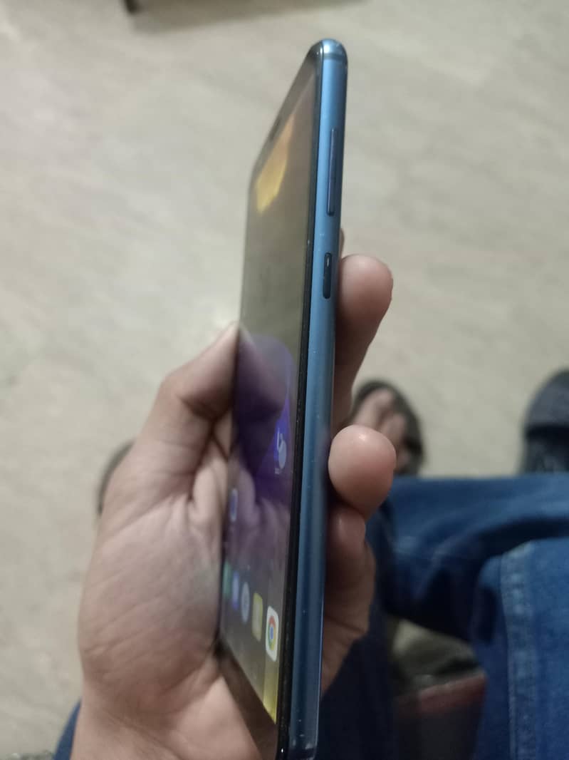 Honor 7X 4