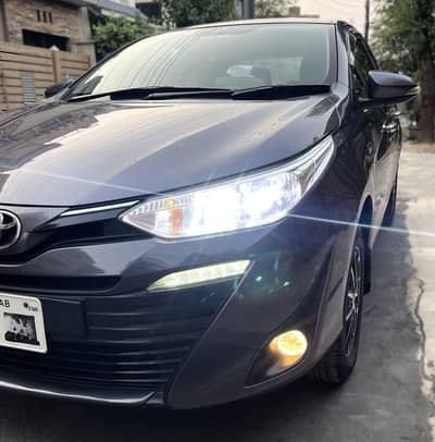 Toyota Yaris X full option