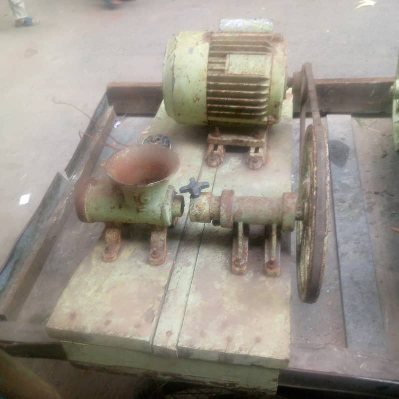 Qeema machine 3