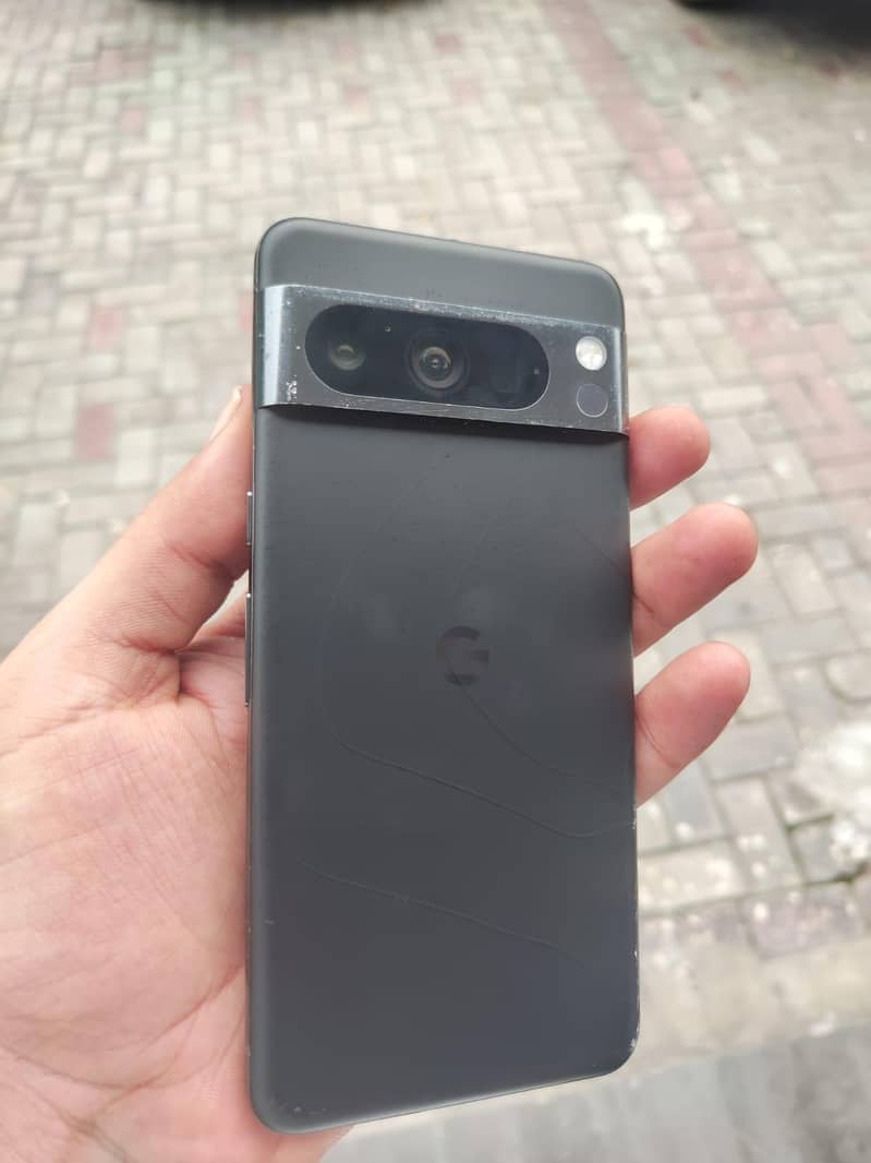 Google Pixel 8 Pro 0