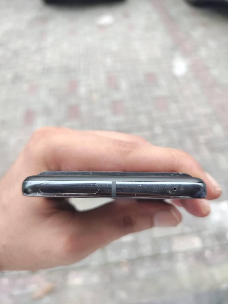 Google Pixel 8 Pro 4