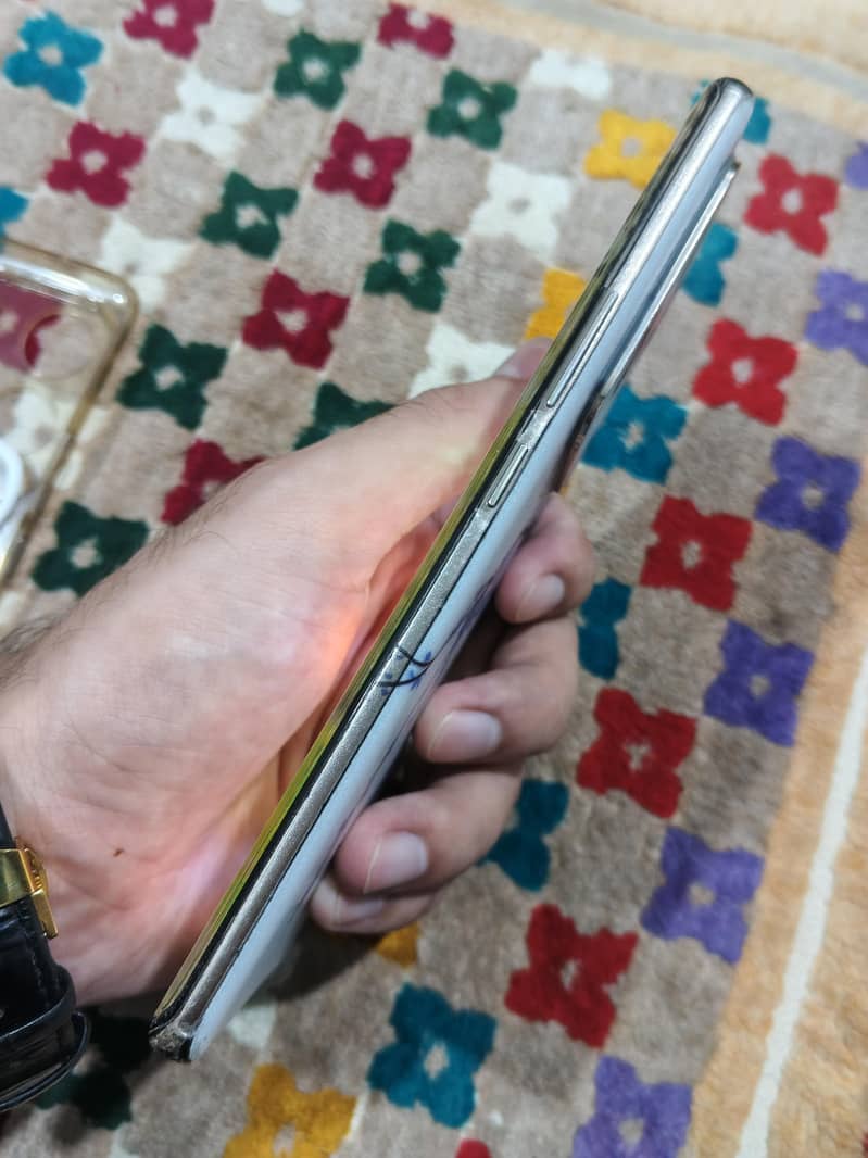 Infinix Zero 30 4