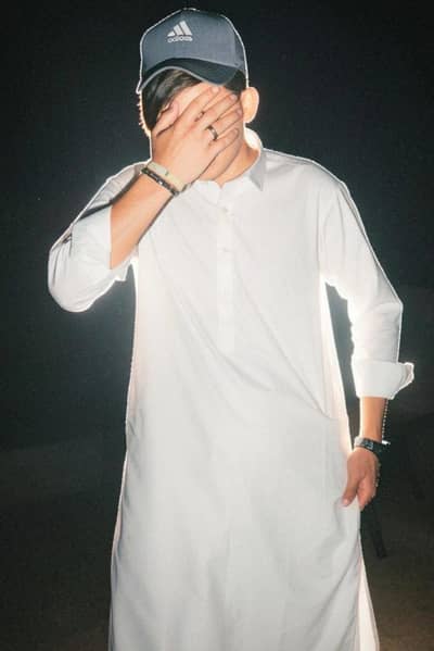 kse b madam ko mulazim chai ho contect me. . . . pindi islamabad main
