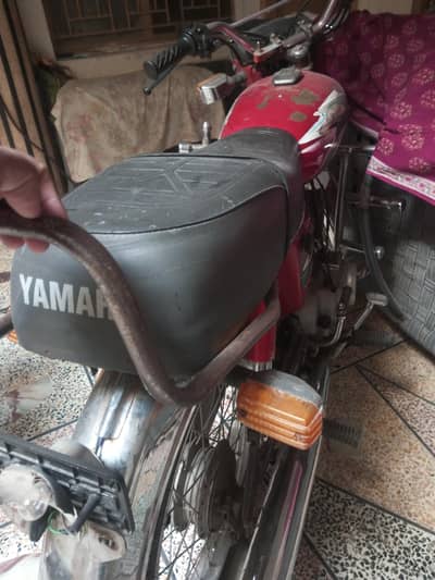 yahma yb 100 full ok h oxtion ka bike h noc available h