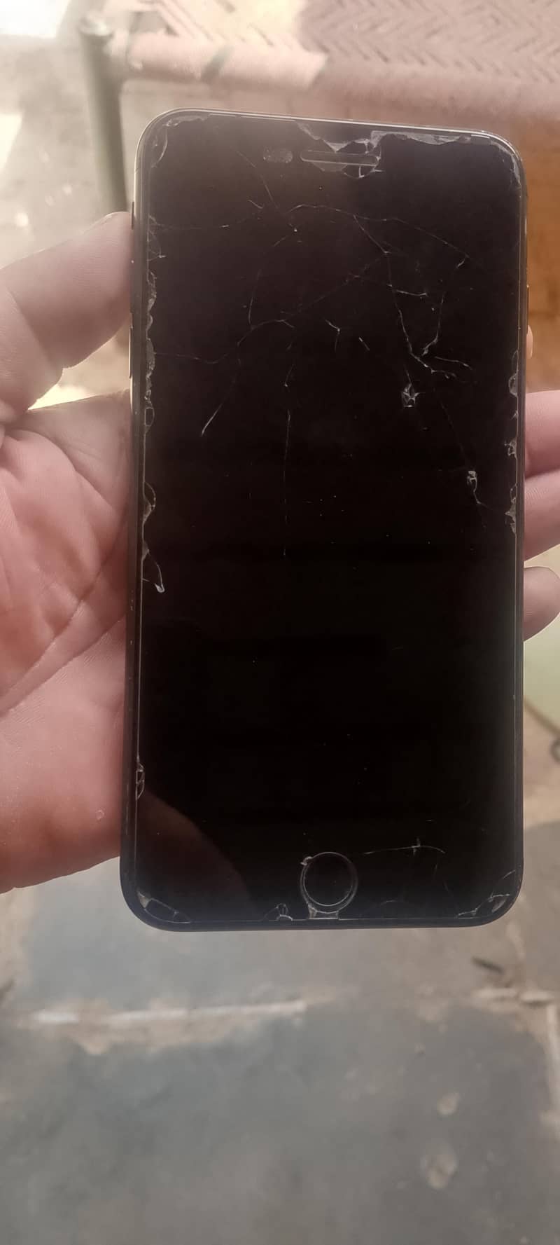 Apple iPhone 7 Plus 2