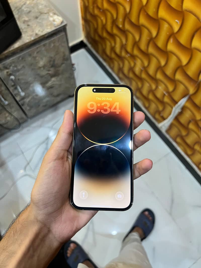 Apple iPhone 14 Pro 0