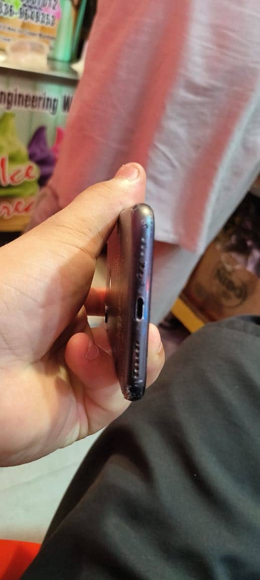 Apple iPhone X 1