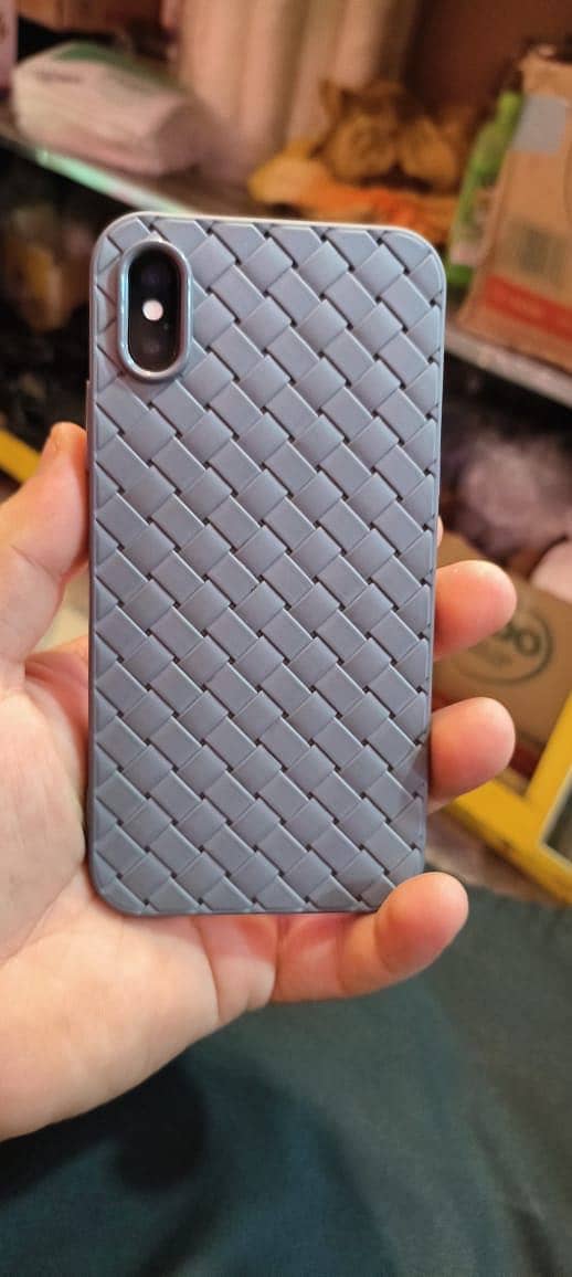 Apple iPhone X 10
