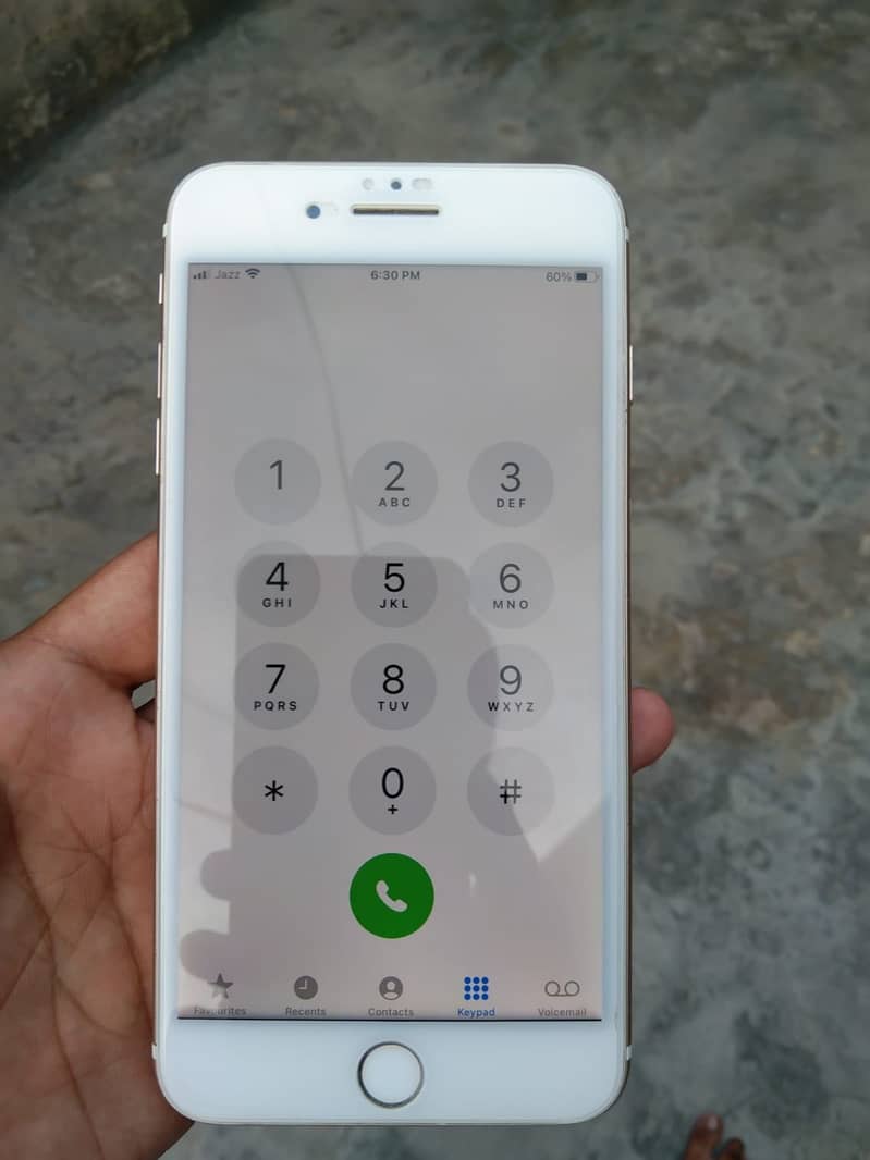 Apple iPhone 7 Plus 3