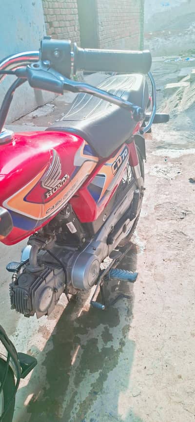 honda cd 70 2025