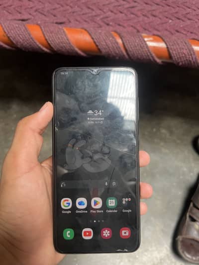 Samsung a70 front display