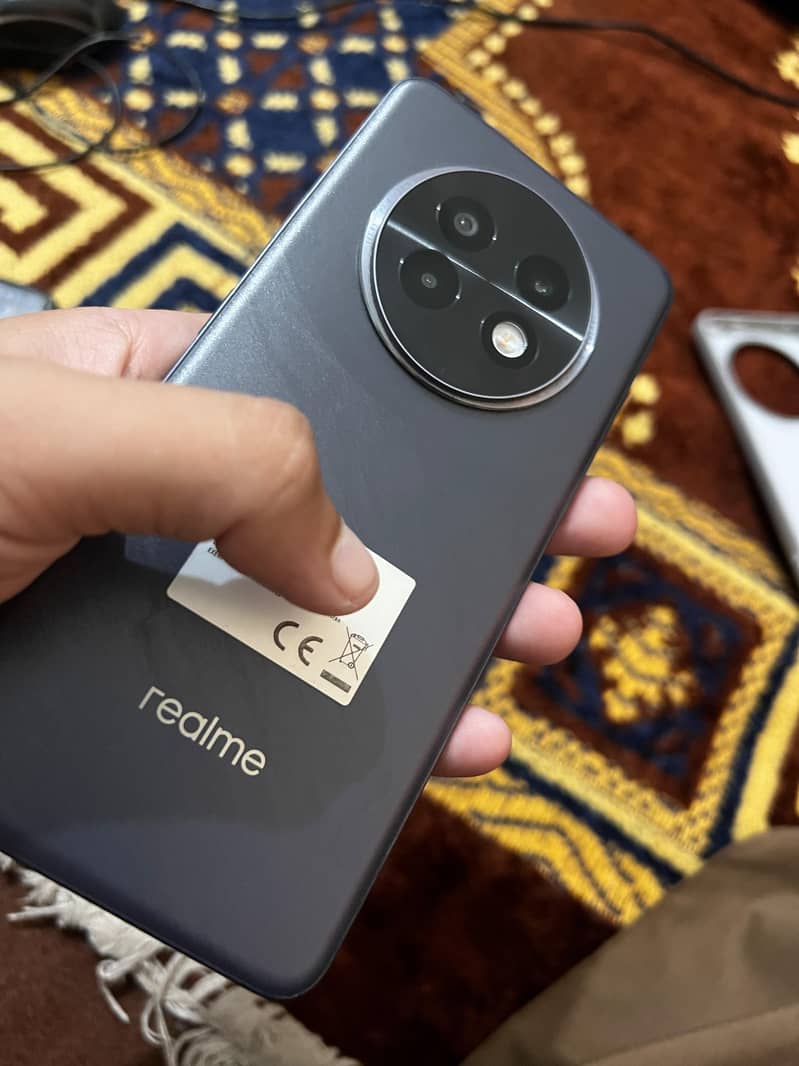 Realme 13 Plus 0