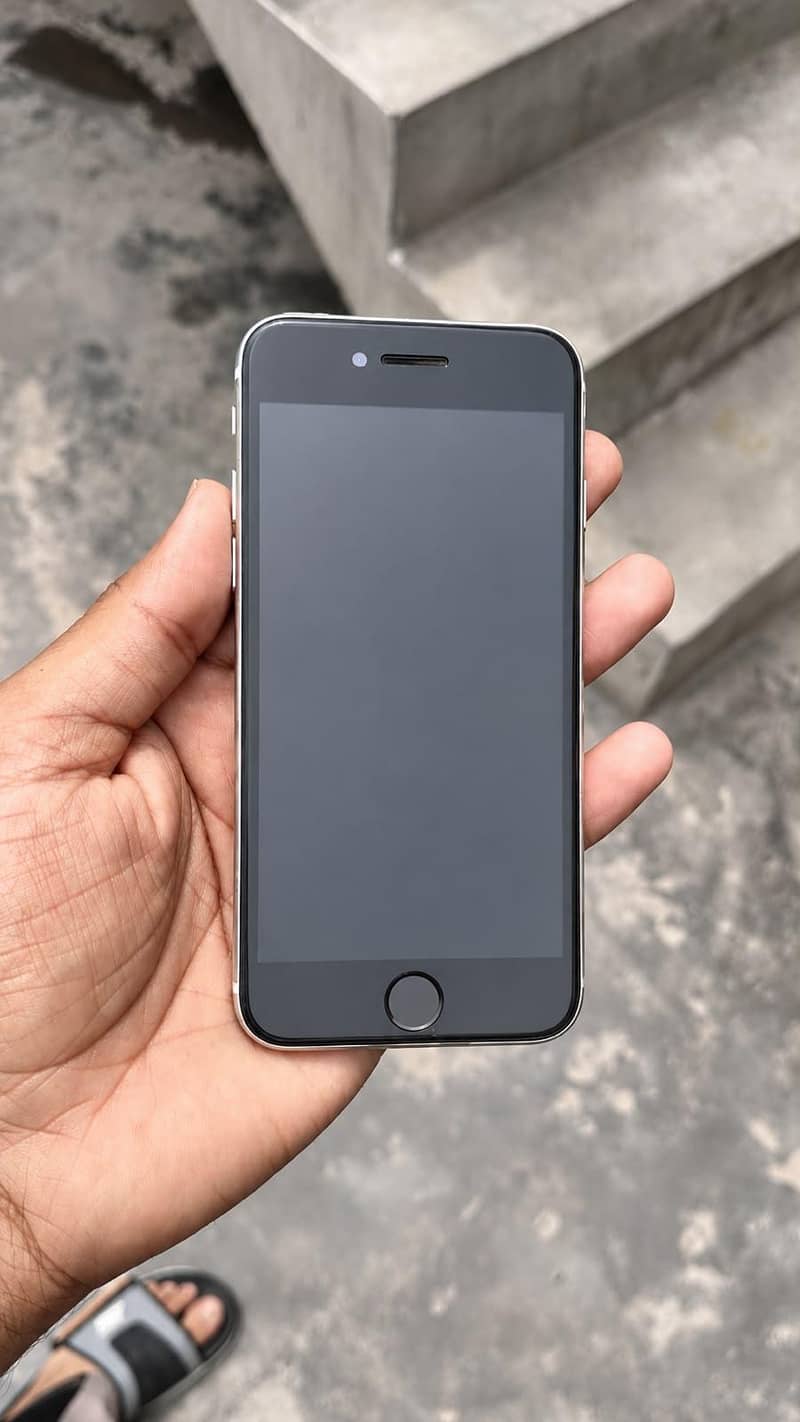 Apple iPhone SE 1
