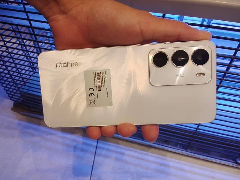 Realme C71 1