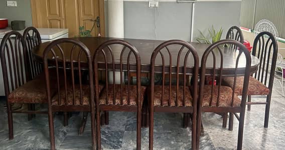 Dining table for sale