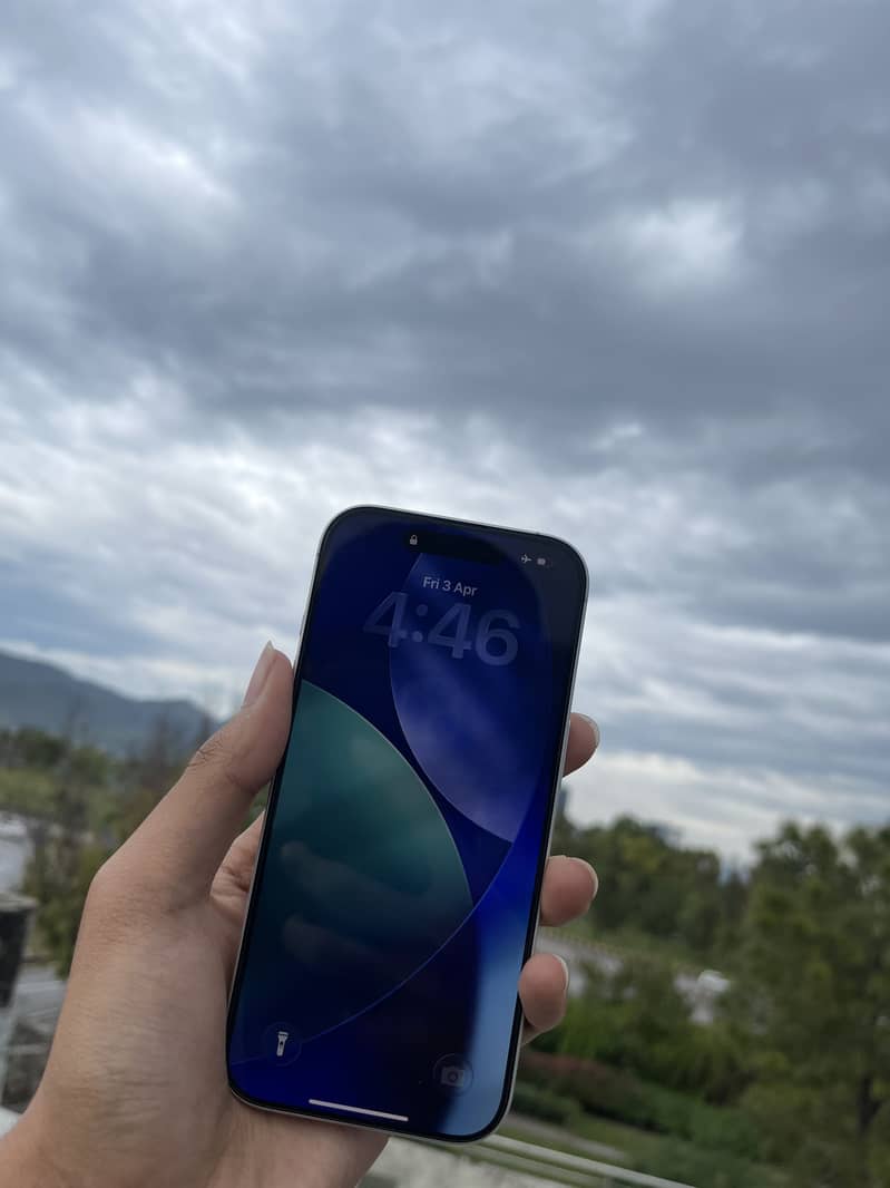 Apple iPhone 17 0
