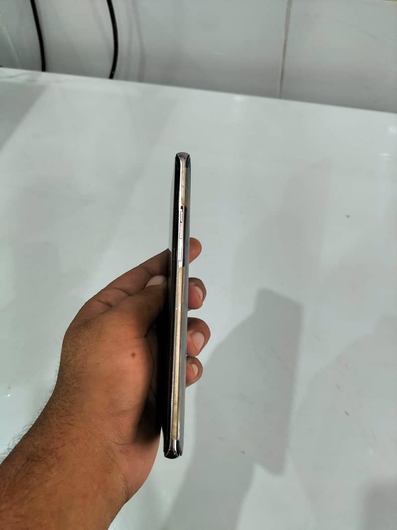 One Plus 8 Pro 5