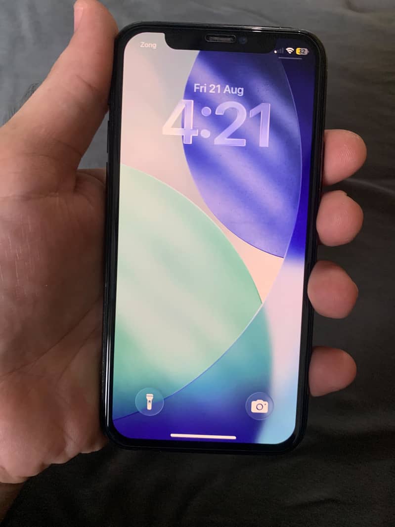 Apple iPhone 11 Pro 1