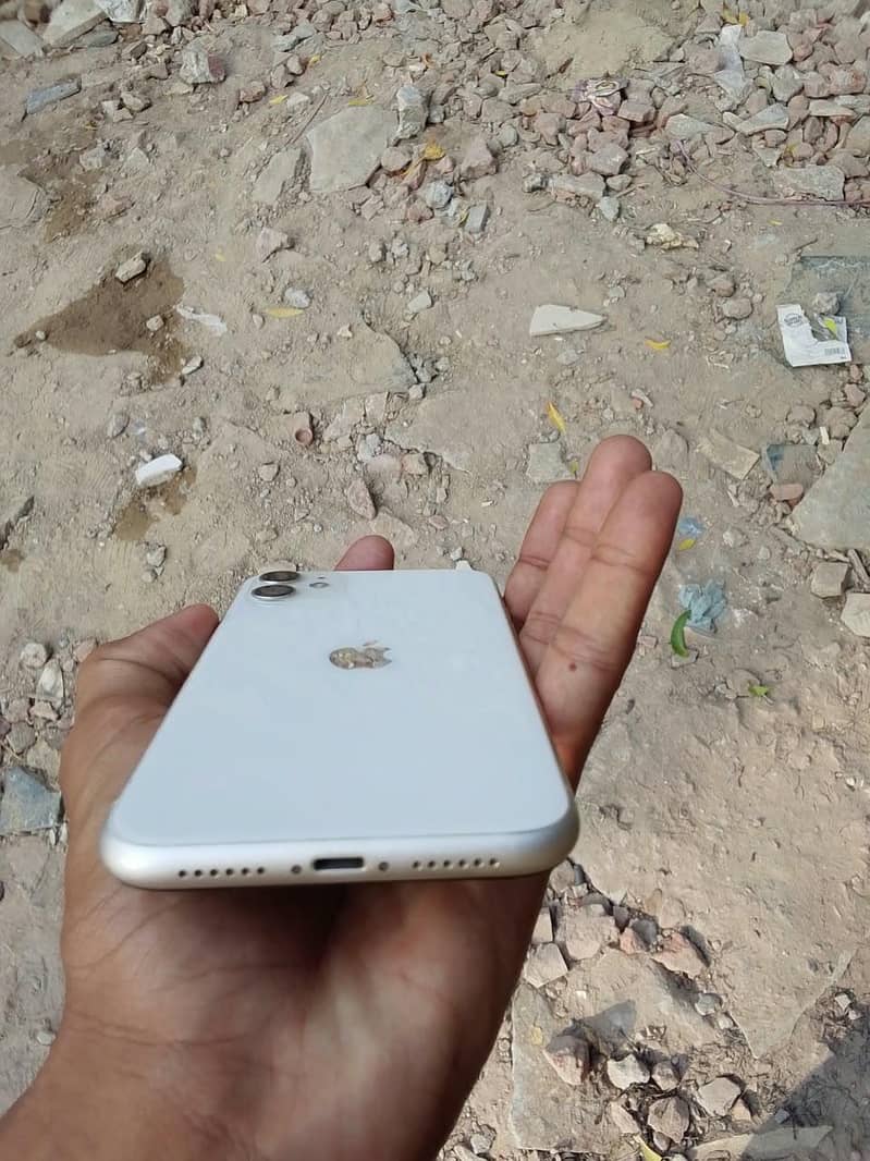 Apple iPhone 11 1