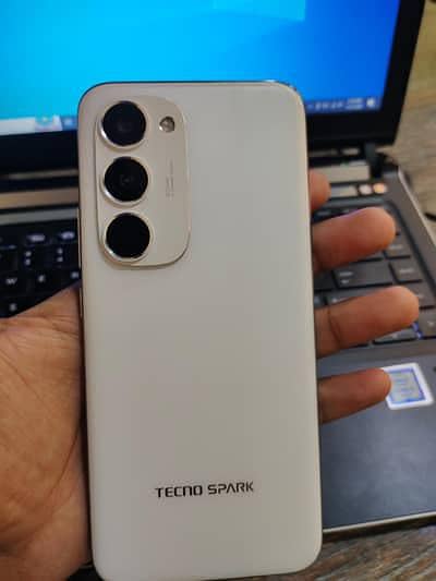 techno spark 40 pro plus