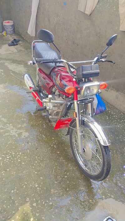 Honda 125 2023/24 Sikar 24 ka hai model 2024 hai