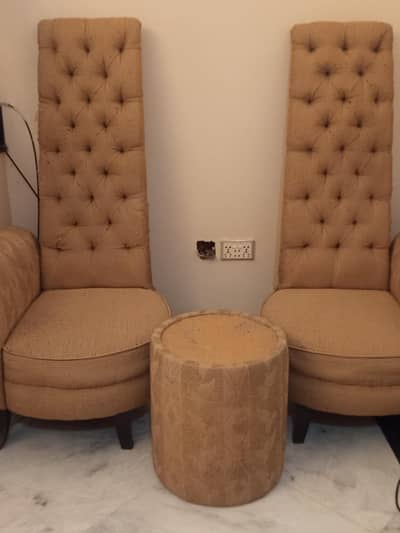 long chairs and table