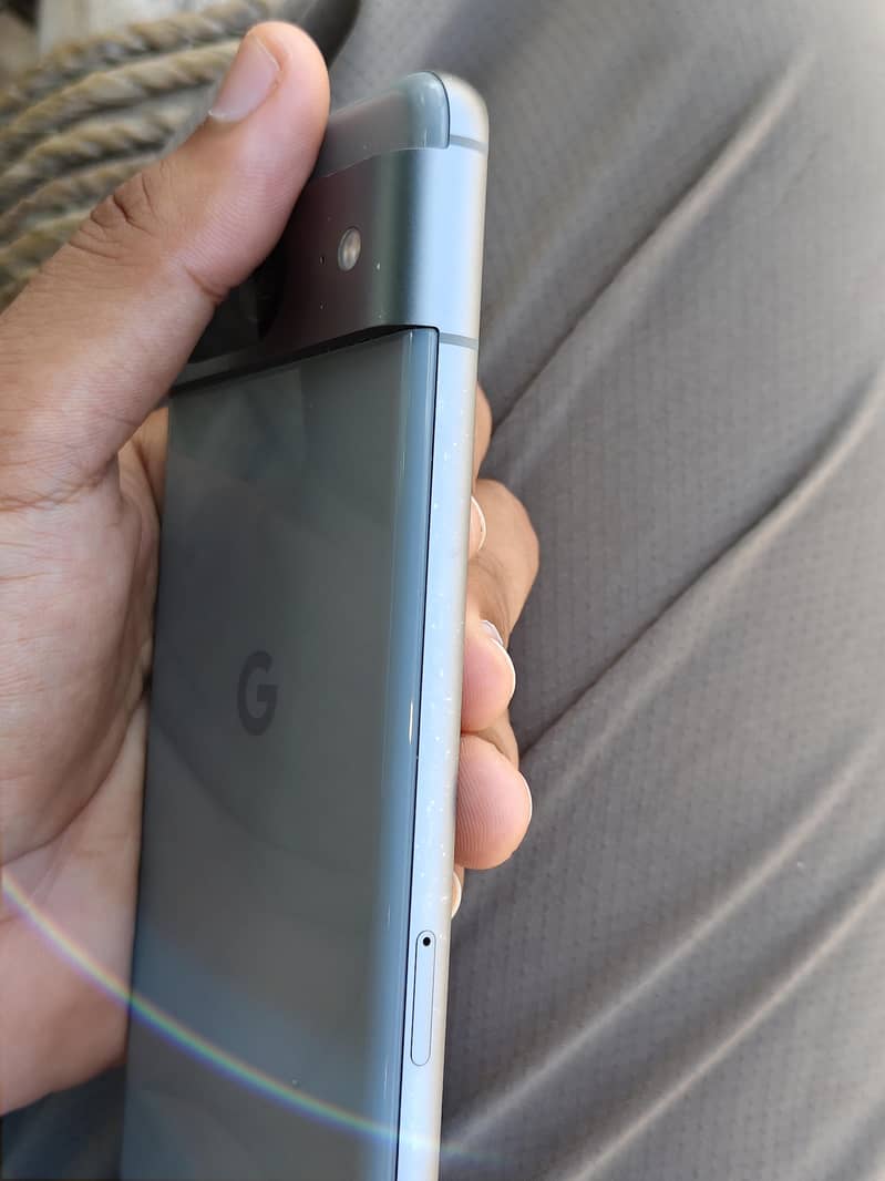 Google Pixel 8 2