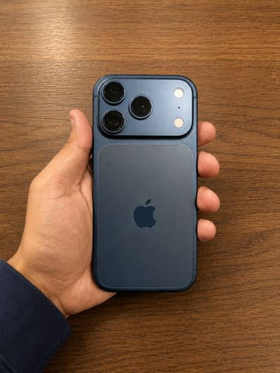Apple iPhone 17 Pro | Original box and Cable Non PTA