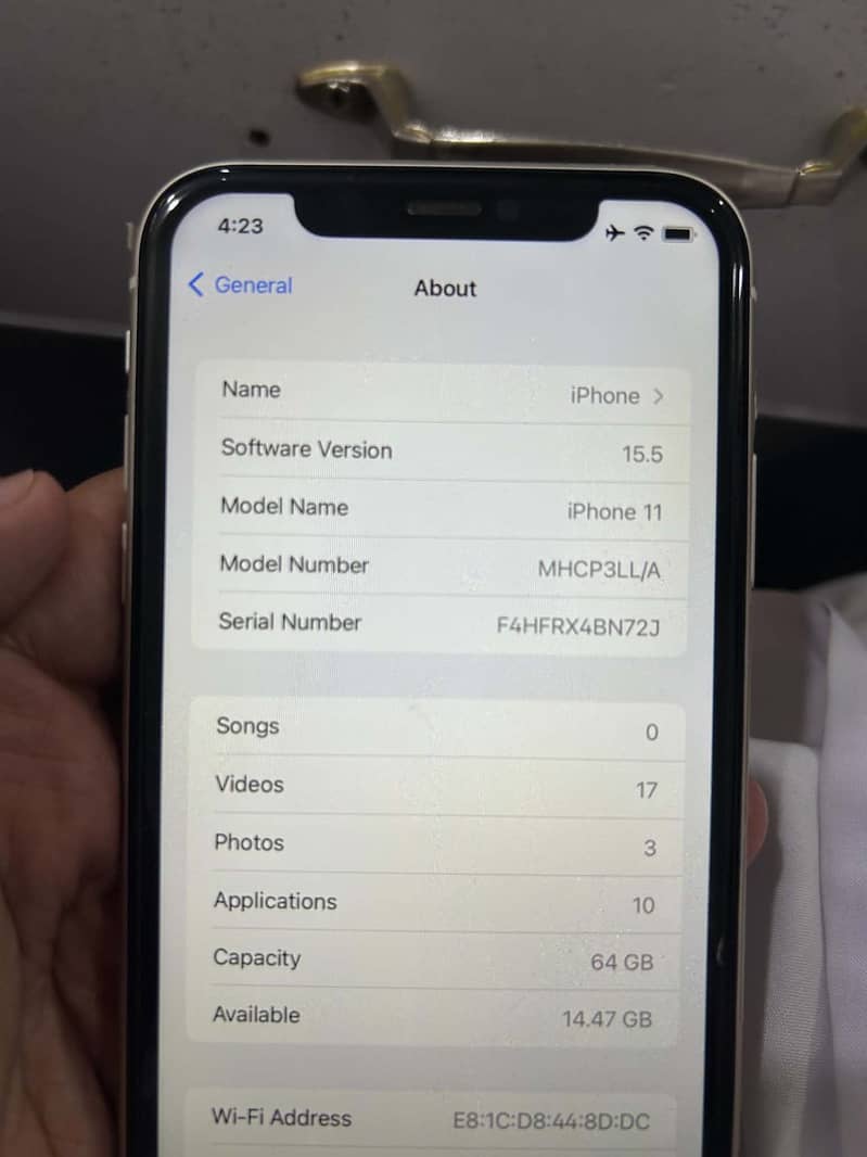 Apple iPhone 11 0