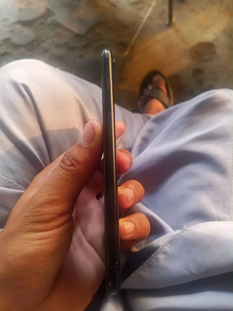 Apple iPhone 7 Plus 2
