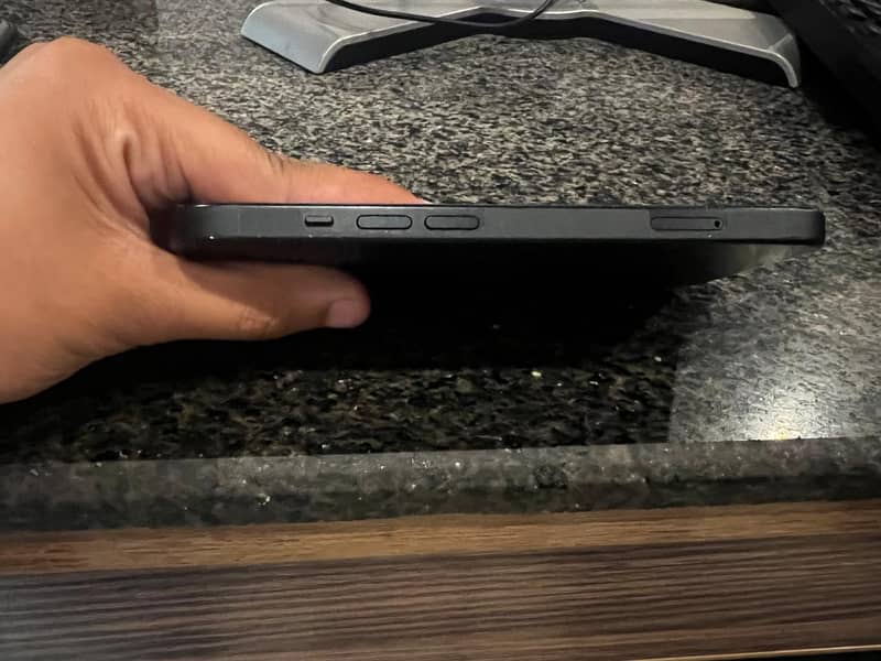Apple iPhone 13 4