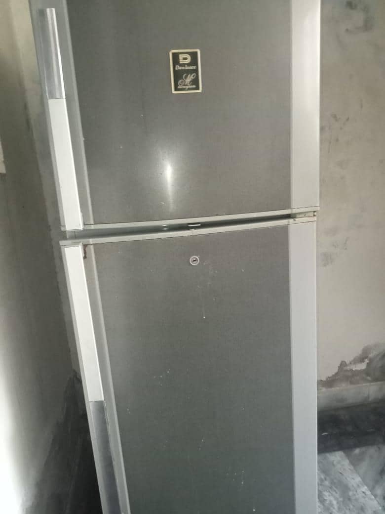 Grey Medium 4