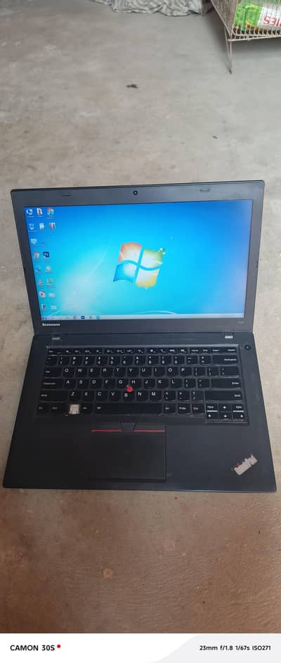 10/8 condition core i5 5th generation 8gb/250gb